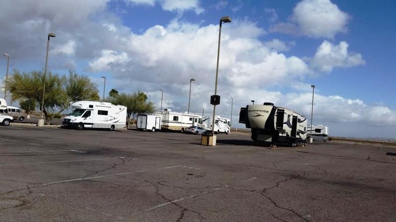 Overnight RV Parking 